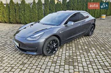 Tesla Model 3 2019