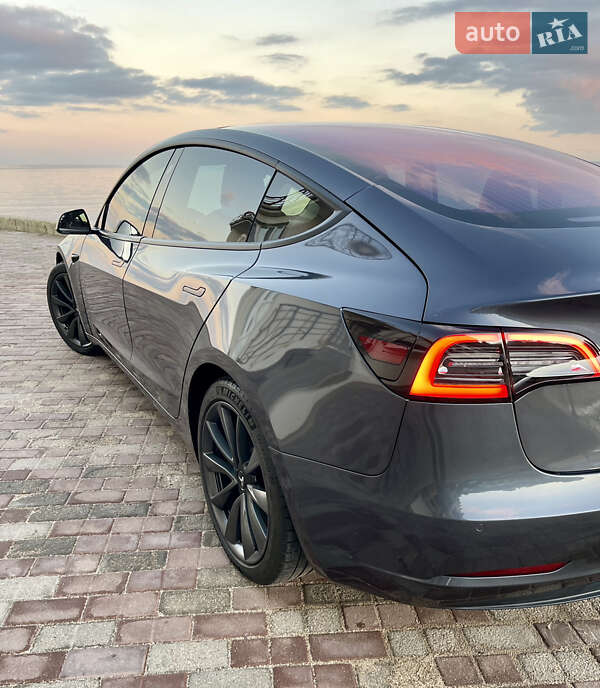 Седан Tesla Model 3 2018 в Одессе