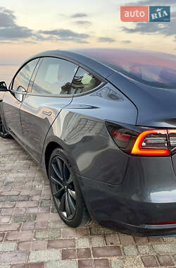 Седан Tesla Model 3 2018 в 