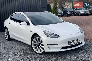 Tesla Model 3 2019