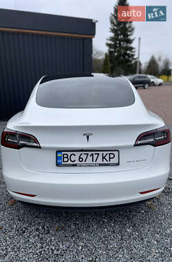 Седан Tesla Model 3 2019 в Дрогобичі