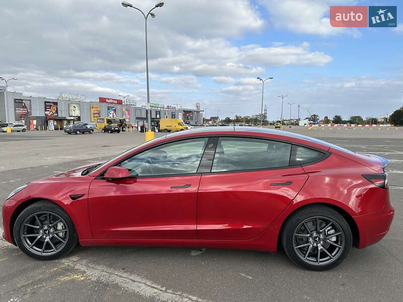Седан Tesla Model 3 2022 в Одесі