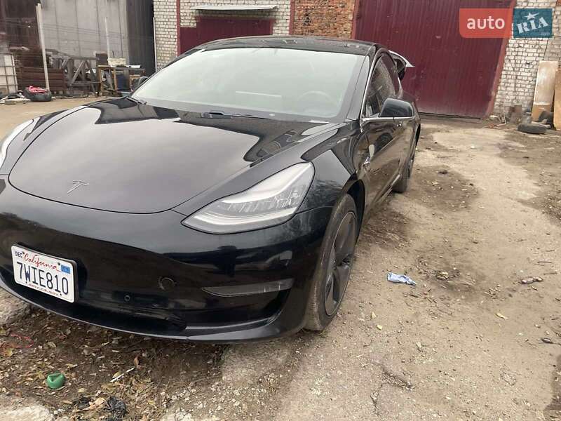 Седан Tesla Model 3 2019 в Харькове
