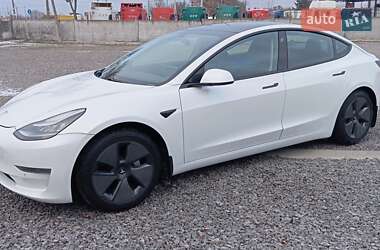 Седан Tesla Model 3 2020 в Львові