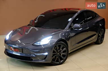 Седан Tesla Model 3 2023 в Одесі