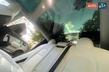Седан Tesla Model 3 2018 в 