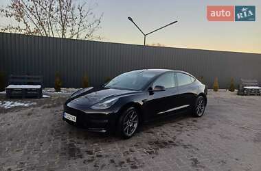 Седан Tesla Model 3 2022 в Фастові