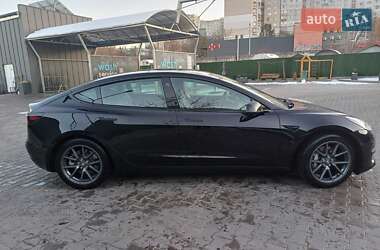 Седан Tesla Model 3 2022 в Фастові