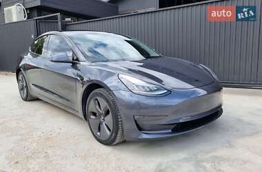 Седан Tesla Model 3 2019 в Сокирянах