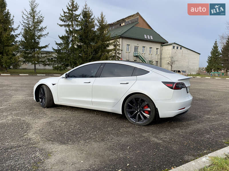 Седан Tesla Model 3 2019 в Львове фото 5 Седан Tesla Model 3 2019 в Львове