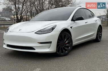 Tesla Model 3 2021