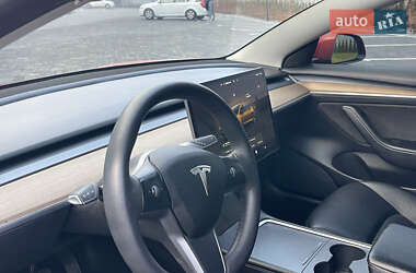 Седан Tesla Model 3 2022 в Луцке