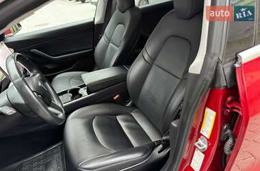 Седан Tesla Model 3 2018 в 