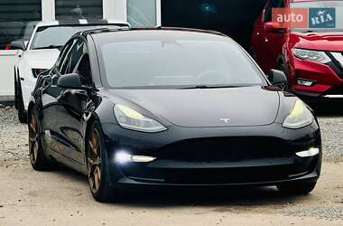 Седан Tesla Model 3 2021 в Харкові