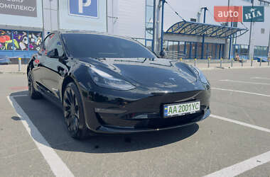 Tesla Model 3 2022