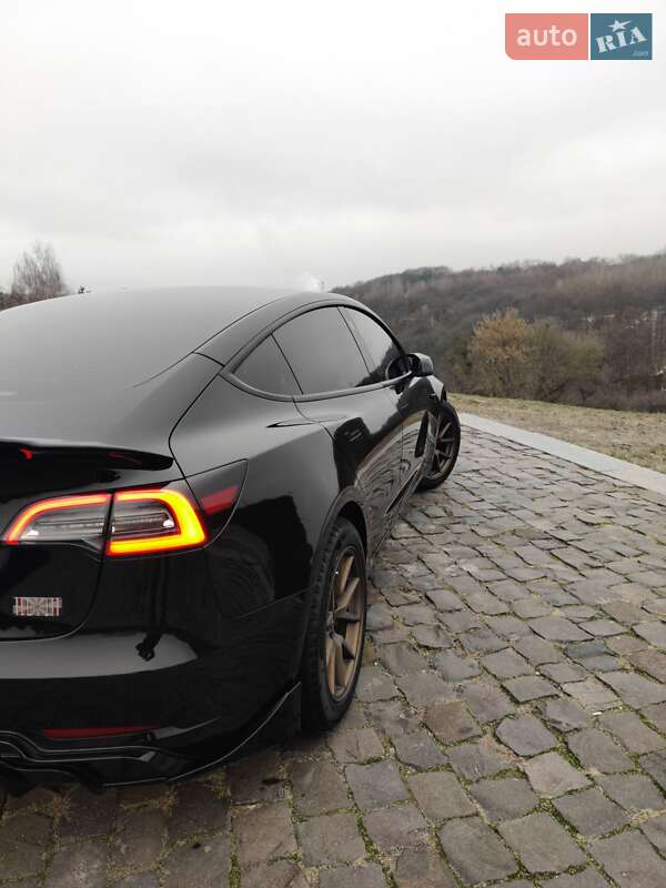 Седан Tesla Model 3 2022 в Житомире фото 26 Седан Tesla Model 3 2022 в Житомире