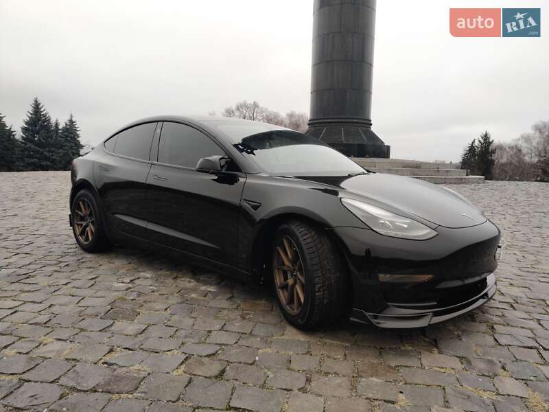 Седан Tesla Model 3 2022 в Житомире фото 32 Седан Tesla Model 3 2022 в Житомире