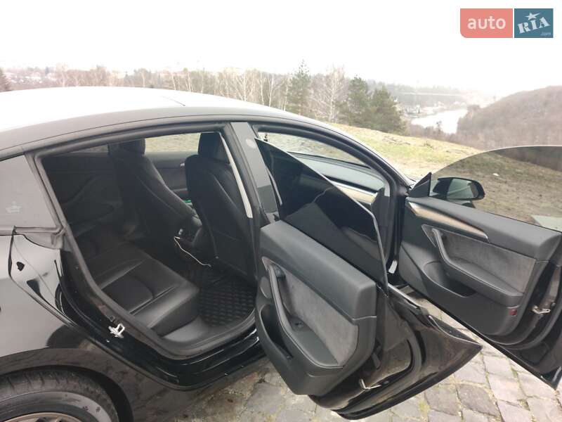 Седан Tesla Model 3 2022 в Житомире фото 33 Седан Tesla Model 3 2022 в Житомире