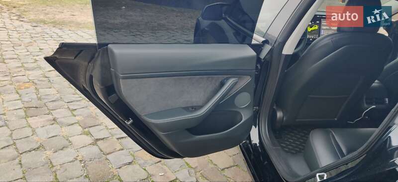 Седан Tesla Model 3 2022 в Житомире фото 35 Седан Tesla Model 3 2022 в Житомире