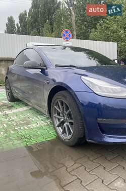 Tesla Model 3 2018