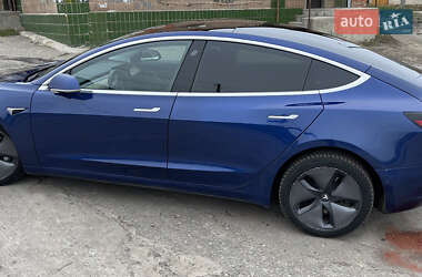 Седан Tesla Model 3 2019 в Мерефа