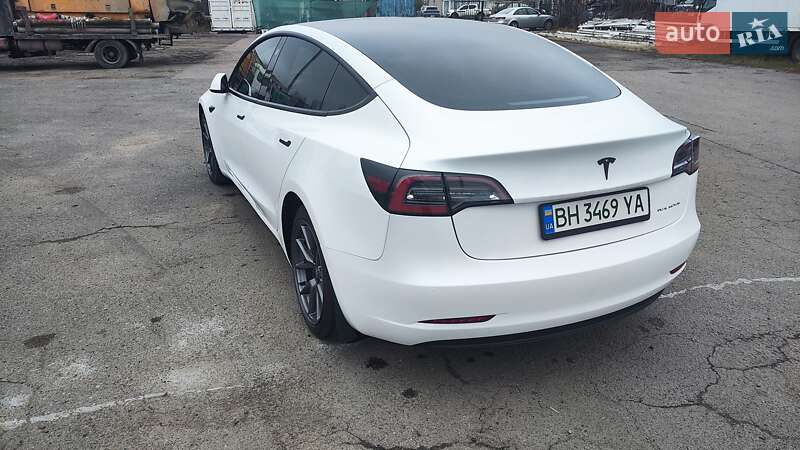 Седан Tesla Model 3 2020 в Одессе