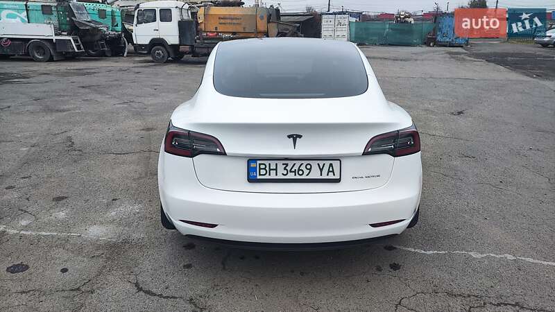 Седан Tesla Model 3 2020 в Одессе