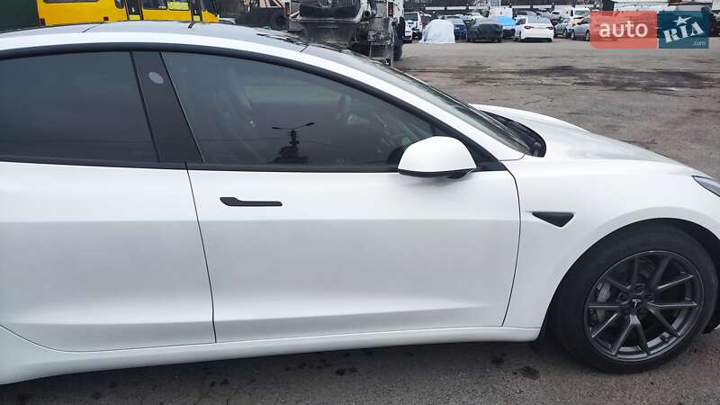Седан Tesla Model 3 2020 в Одессе
