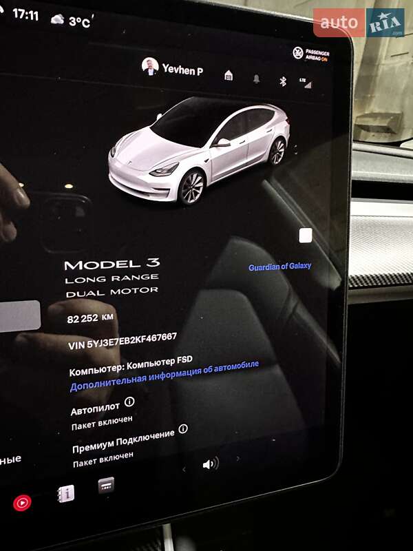 Седан Tesla Model 3 2019 в Киеве