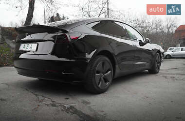 Седан Tesla Model 3 2019 в 