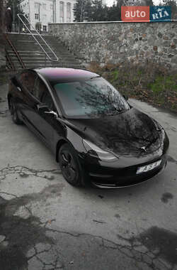 Tesla Model 3 2019