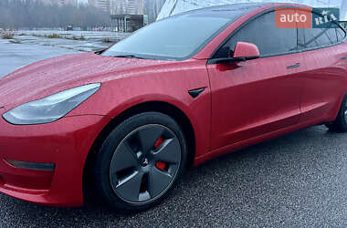Седан Tesla Model 3 2023 в Києві