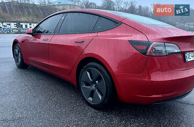Седан Tesla Model 3 2023 в Києві