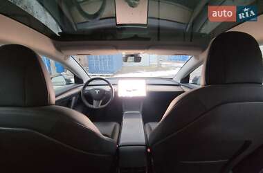 Седан Tesla Model 3 2023 в Киеве