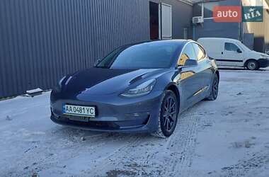 Седан Tesla Model 3 2019 в Києві