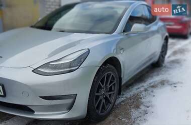 Tesla Model 3 2018 Tesla Model 3 2018