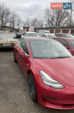 Седан Tesla Model 3 2018 в Тернополі