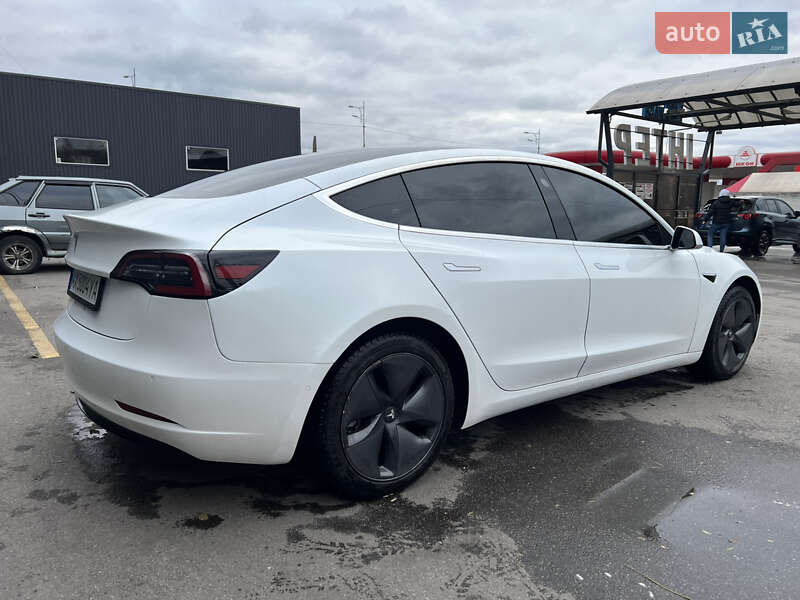 Седан Tesla Model 3 2019 в Днепре