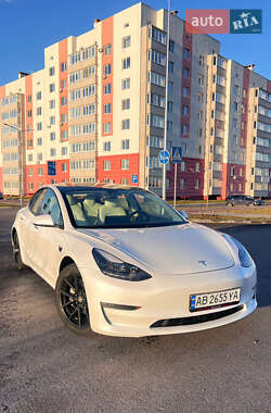 Седан Tesla Model 3 2020 в Вінниці