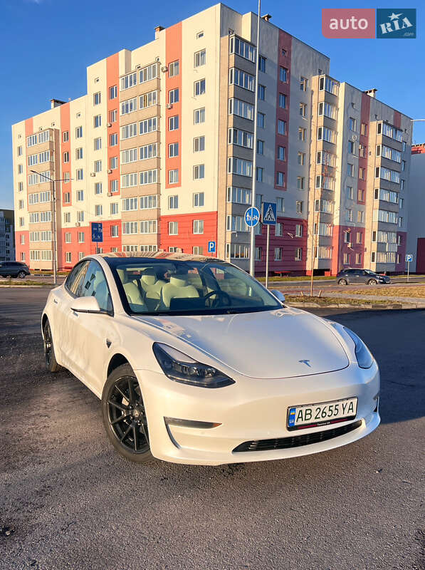 Tesla Model 3 2020