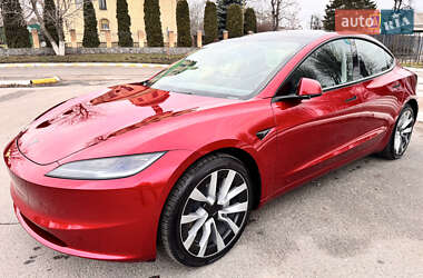 Седан Tesla Model 3 2024 в Киеве