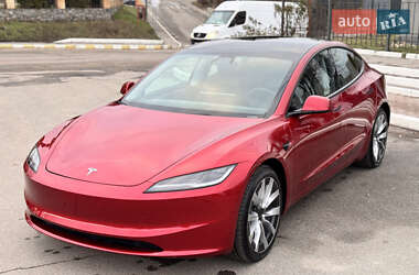 Седан Tesla Model 3 2024 в Киеве