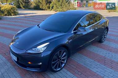 Седан Tesla Model 3 2018 в Запоріжжі