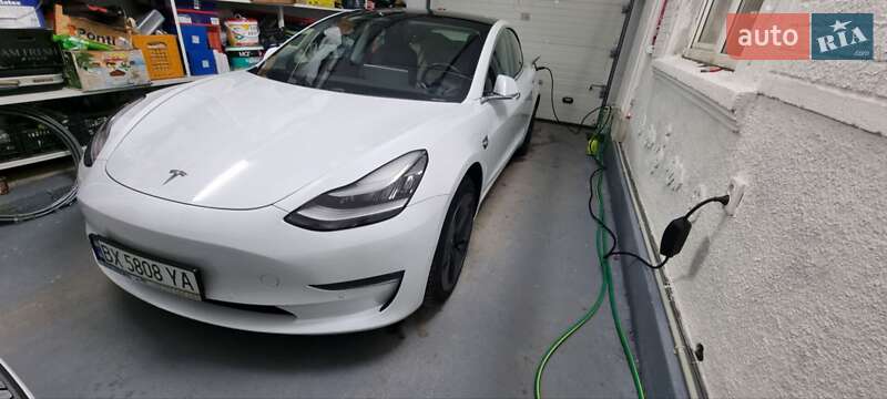 Седан Tesla Model 3 2019 в Хмельницком фото 10 Седан Tesla Model 3 2019 в Хмельницком