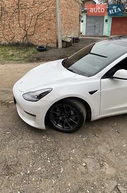 Седан Tesla Model 3 2023 в Хмельницькому