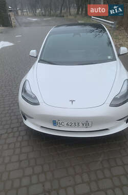 Седан Tesla Model 3 2021 в Львові