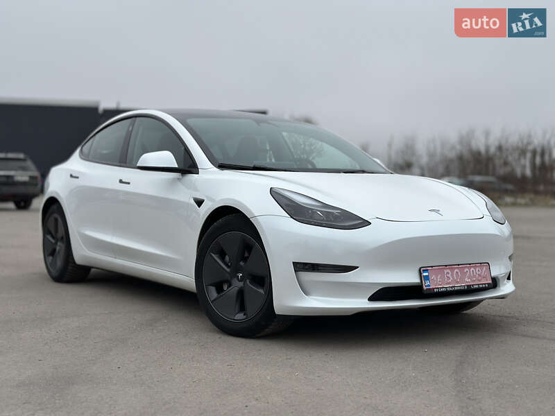 Седан Tesla Model 3 2023 в Ровно фото 2 Седан Tesla Model 3 2023 в Ровно