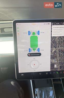 Седан Tesla Model 3 2018 в 