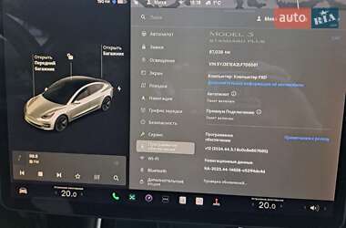 Седан Tesla Model 3 2020 в 