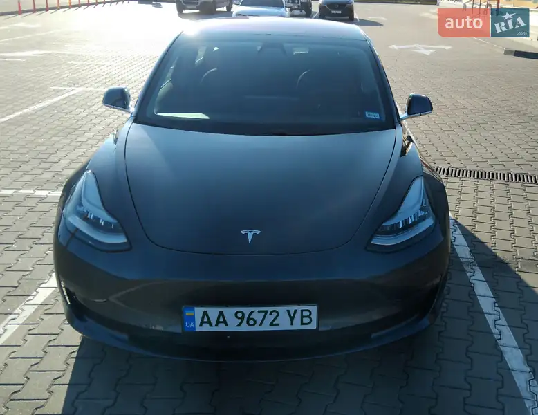 Tesla Model 3 2018